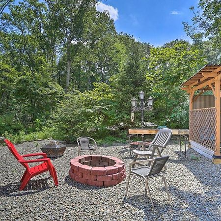 Henryville Home With Hot Tub About 5 Mi To Camelback! 외부 사진