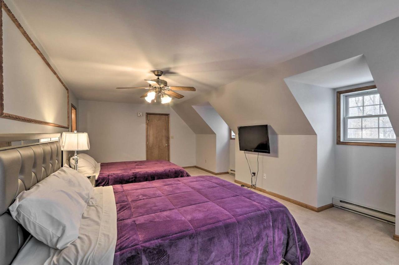 Henryville Home With Hot Tub About 5 Mi To Camelback! 외부 사진